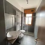 Con Posto Auto Privato A Marina Centro Mare