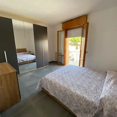 Apartament Con Posto Auto Privato A Marina Centro Mare *